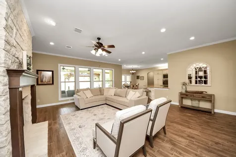 460 High Meadows Road Bellville TX 77418