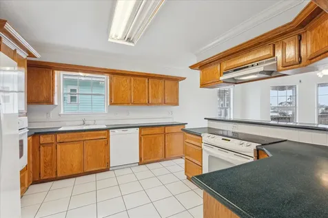 151 Tamana Drive Tiki Island TX 77554