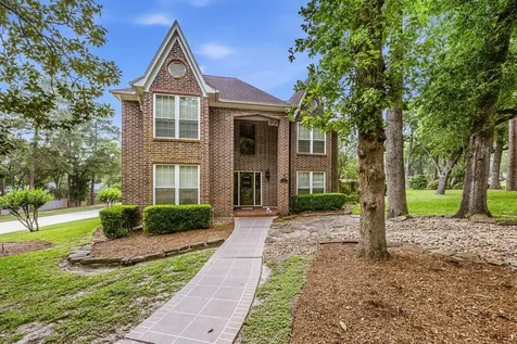 30 Royal Dalton Circle Conroe TX 77304