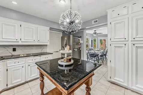 30 Royal Dalton Circle Conroe TX 77304