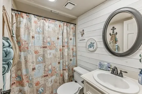 30 Royal Dalton Circle Conroe TX 77304