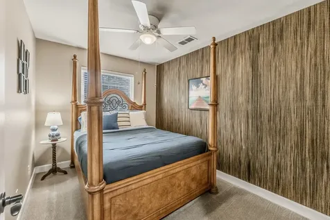 30 Royal Dalton Circle Conroe TX 77304