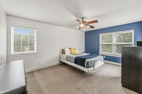 30 Royal Dalton Circle Conroe TX 77304