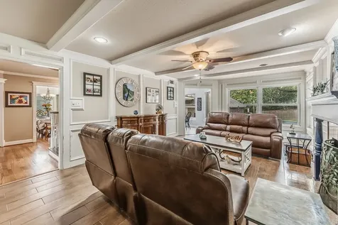 30 Royal Dalton Circle Conroe TX 77304