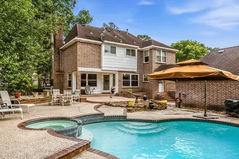 30 Royal Dalton Circle Conroe TX 77304