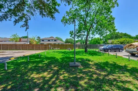 1526 East Avenue 205 Katy TX 77493