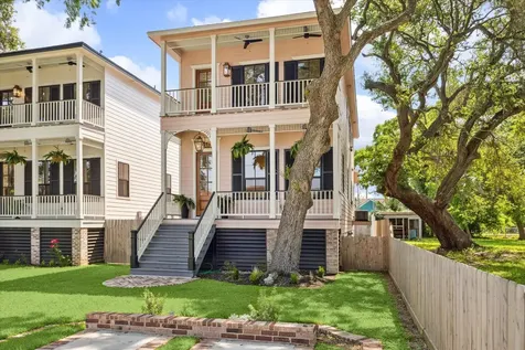 1518 31st Street Galveston TX 77550