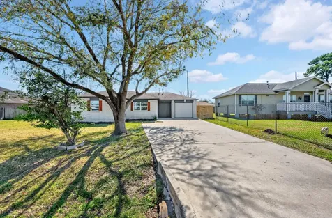 16034 Clearmeadow Street Channelview TX 77530