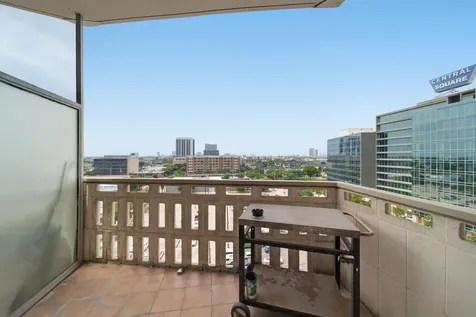 2016 Main Street 810 Houston TX 77002