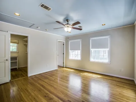 2250 W Main Street Houston TX 77098