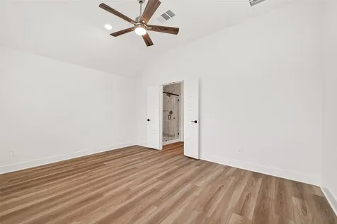 720 Autumn Cherry Trail Magnolia TX 77354
