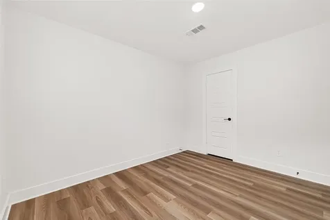 720 Autumn Cherry Trail Magnolia TX 77354