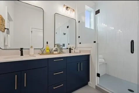 401 North Bluff 16101 Austin TX 78745