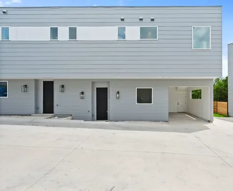 401 North Bluff 16101 Austin TX 78745