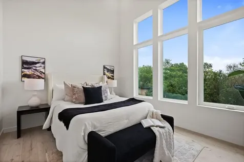 401 North Bluff 16101 Austin TX 78745
