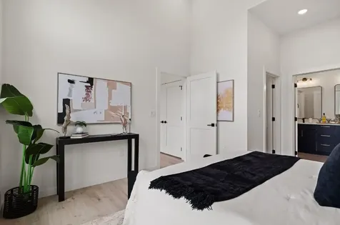 401 North Bluff 16101 Austin TX 78745