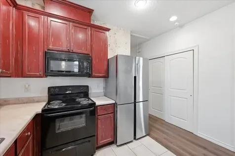 1110 N 5th Street Orange TX 77630