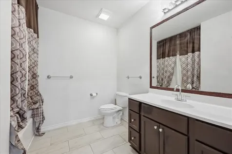 1110 N 5th Street Orange TX 77630