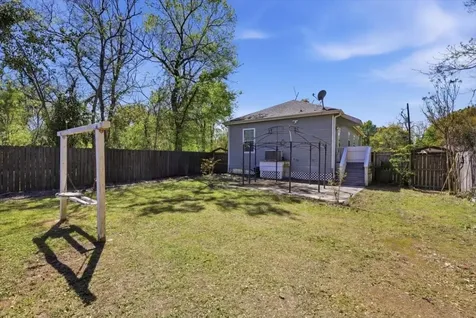 1110 N 5th Street Orange TX 77630