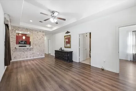 1110 N 5th Street Orange TX 77630