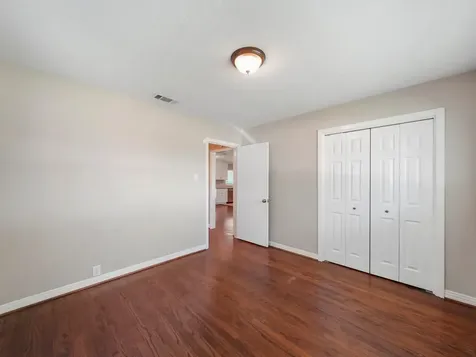 1115 W 31st Street Houston TX 77018