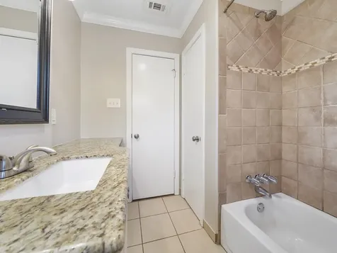 1115 W 31st Street Houston TX 77018