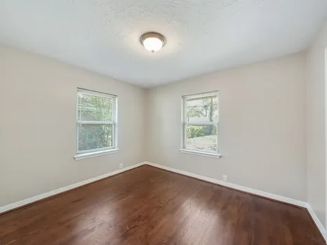 1115 W 31st Street Houston TX 77018