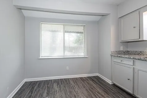 5106 Tavenor Lane Houston TX 77048