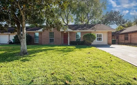 5106 Tavenor Lane Houston TX 77048