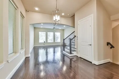 4014 Barnes Street Houston TX 77007