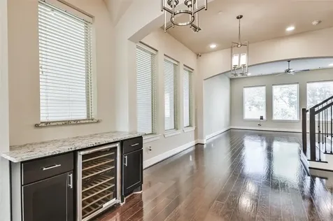 4014 Barnes Street Houston TX 77007