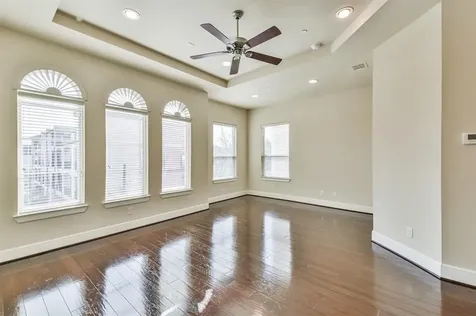 4014 Barnes Street Houston TX 77007