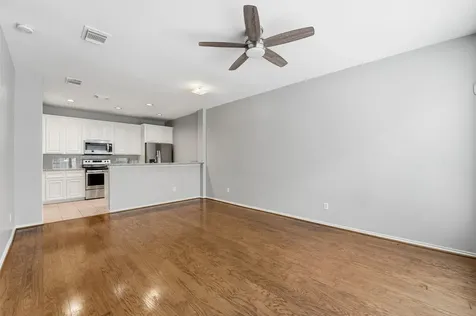 1507 Sutton Street Houston TX 77006