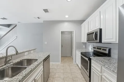 1507 Sutton Street Houston TX 77006