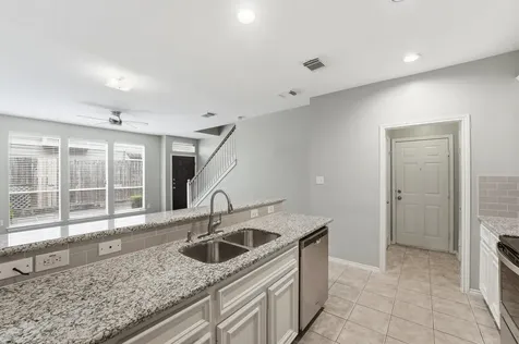 1507 Sutton Street Houston TX 77006