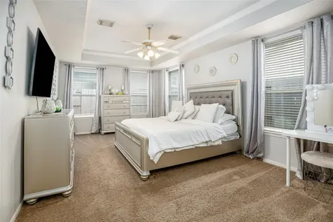 1631 Crescent Shores Lane Pasadena TX 77586