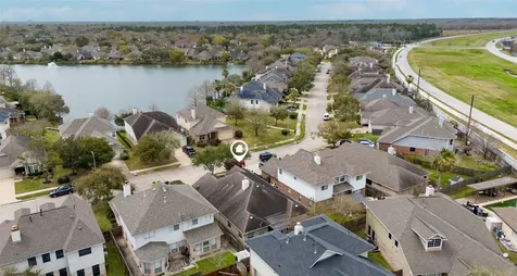 1631 Crescent Shores Lane Pasadena TX 77586