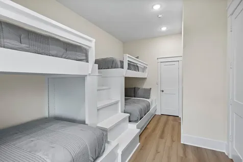 4042 Miramar Court Galveston TX 77554