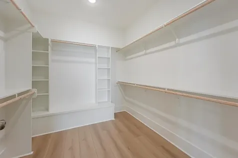 4042 Miramar Court Galveston TX 77554