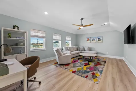 4042 Miramar Court Galveston TX 77554