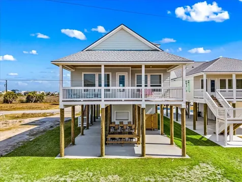 4042 Miramar Court Galveston TX 77554