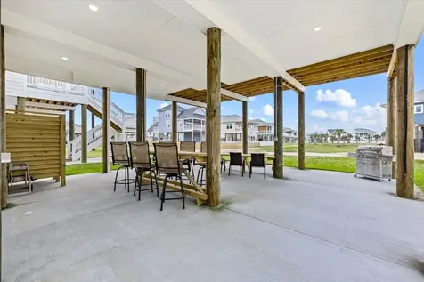4042 Miramar Court Galveston TX 77554