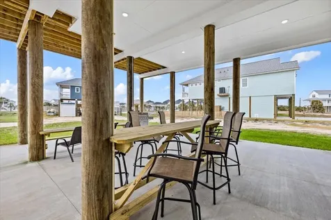 4042 Miramar Court Galveston TX 77554