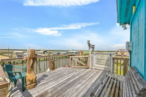 1495 Mabry Street Gilchrist TX 77617