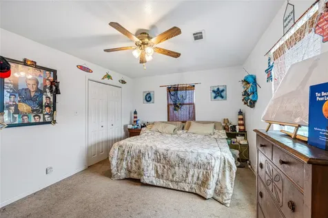 1495 Mabry Street Gilchrist TX 77617