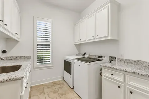 229 Sundog Road Huntsville TX 77340