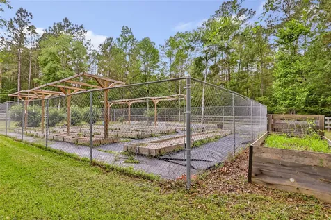 229 Sundog Road Huntsville TX 77340