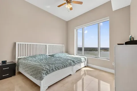 4821 Nasa Parkway Parkway 21w Seabrook TX 77586