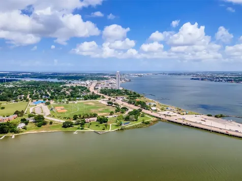 4821 Nasa Parkway Parkway 21w Seabrook TX 77586