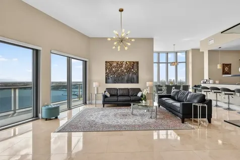 4821 Nasa Parkway Parkway 21w Seabrook TX 77586